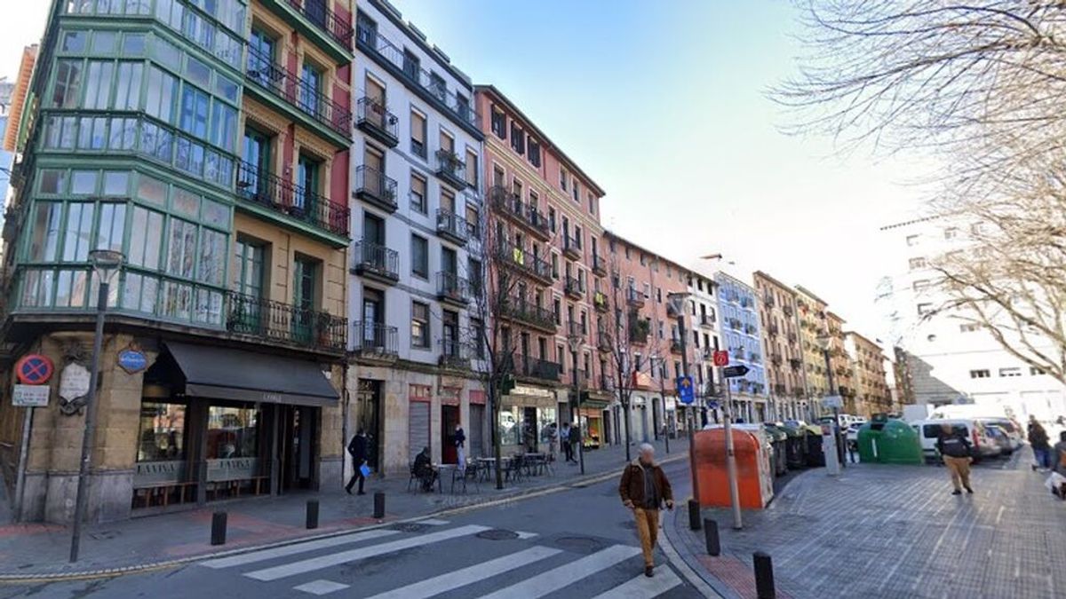 Detenido en Bilbao por agredir a su pareja, hospitalizada con hematomas por el cuerpo Detenido en Bilbao por agredir a su pareja, hospitalizada con hematomas por el cuerpo