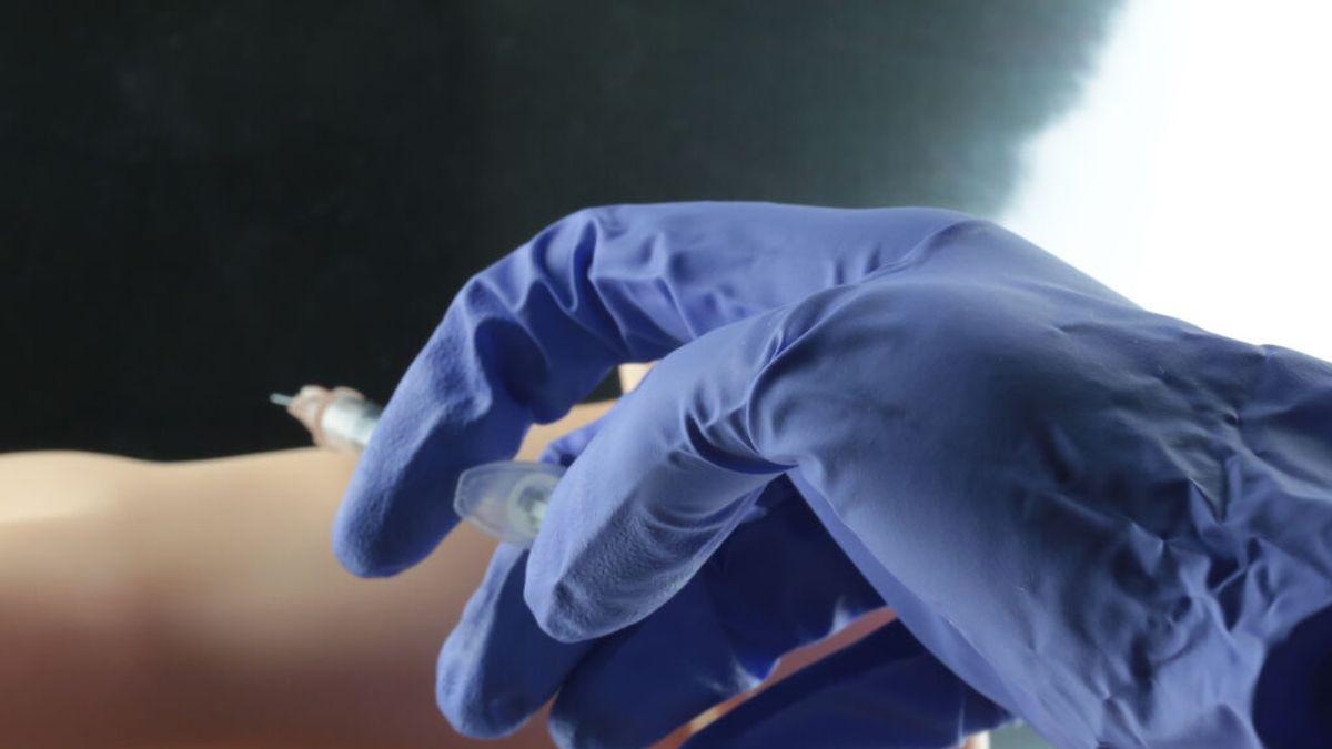 España ultima la compra de vacunas contra la viruela tradicional para frenar el virus del mono España ultima la compra de vacunas contra la viruela tradicional para frenar el virus del mono