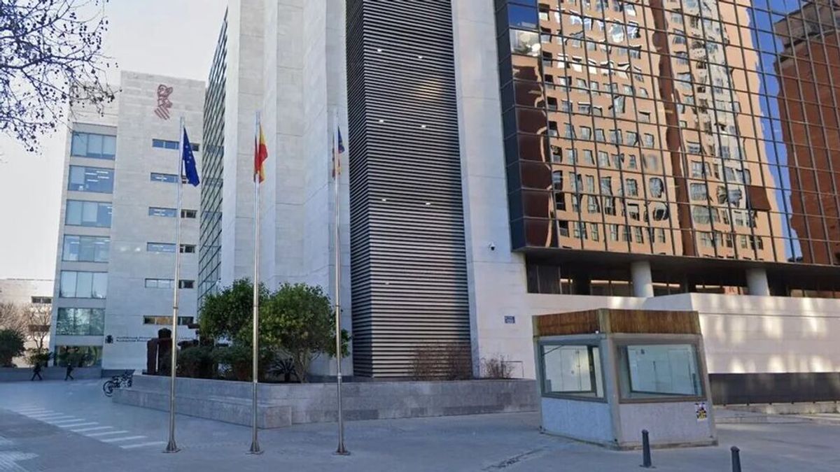 Decretado el internamiento de cuatro de los cinco menores por la violación grupal de Burjassot Decretado el internamiento de cuatro de los cinco menores por la violación grupal de Burjassot