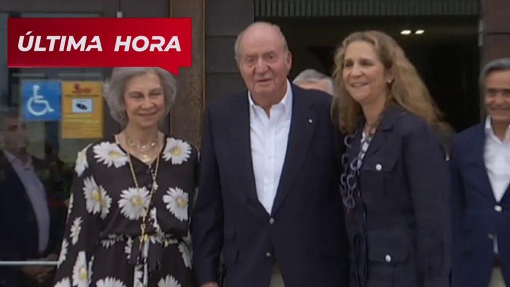 Nueva polémica en el regreso de don Juan Carlos a España: habría exigido pasar por Zarzuela para ver a doña Sofía y recoger unos documentos.