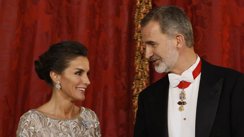 100.000 euros en diamantes, los pendientes de Letizia regalo del emir de Catar