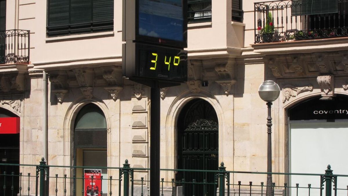 Termométro en una calle bilbaína Termométro en una calle bilbaína