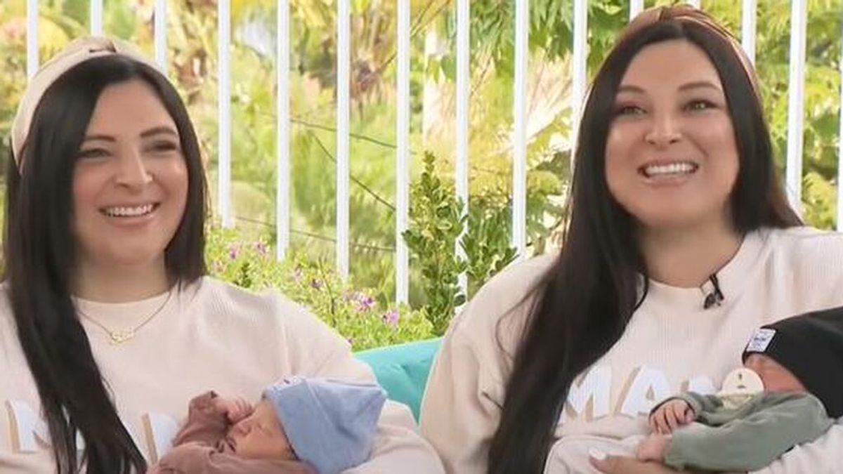 Dos hermanas gemelas dan a luz a sus hijos el mismo día con el mismo peso y misma altura