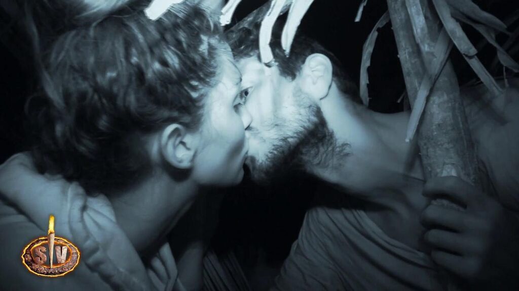 2022_05_19-2211-REC_Telecinco_REC.ts.0x0.148769848304100