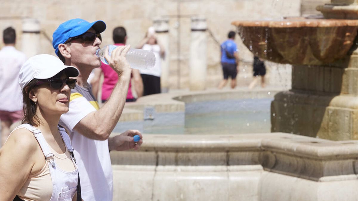 Sevilla bate su récord histórico de calor en mayo alcanzando este viernes los 41 grados Sevilla bate su récord histórico de calor en mayo alcanzando este viernes los 41 grados