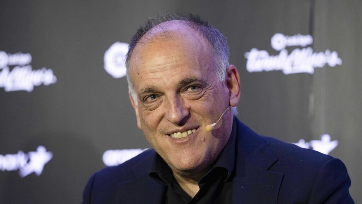 Tebas: "Lo que va a hacer el PSG renovando a Mbappé es un insulto al fútbol" Tebas: "Lo que va a hacer el PSG renovando a Mbappé es un insulto al fútbol"