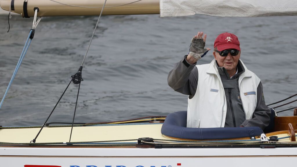 El rey responde sobre la reunión con su padre