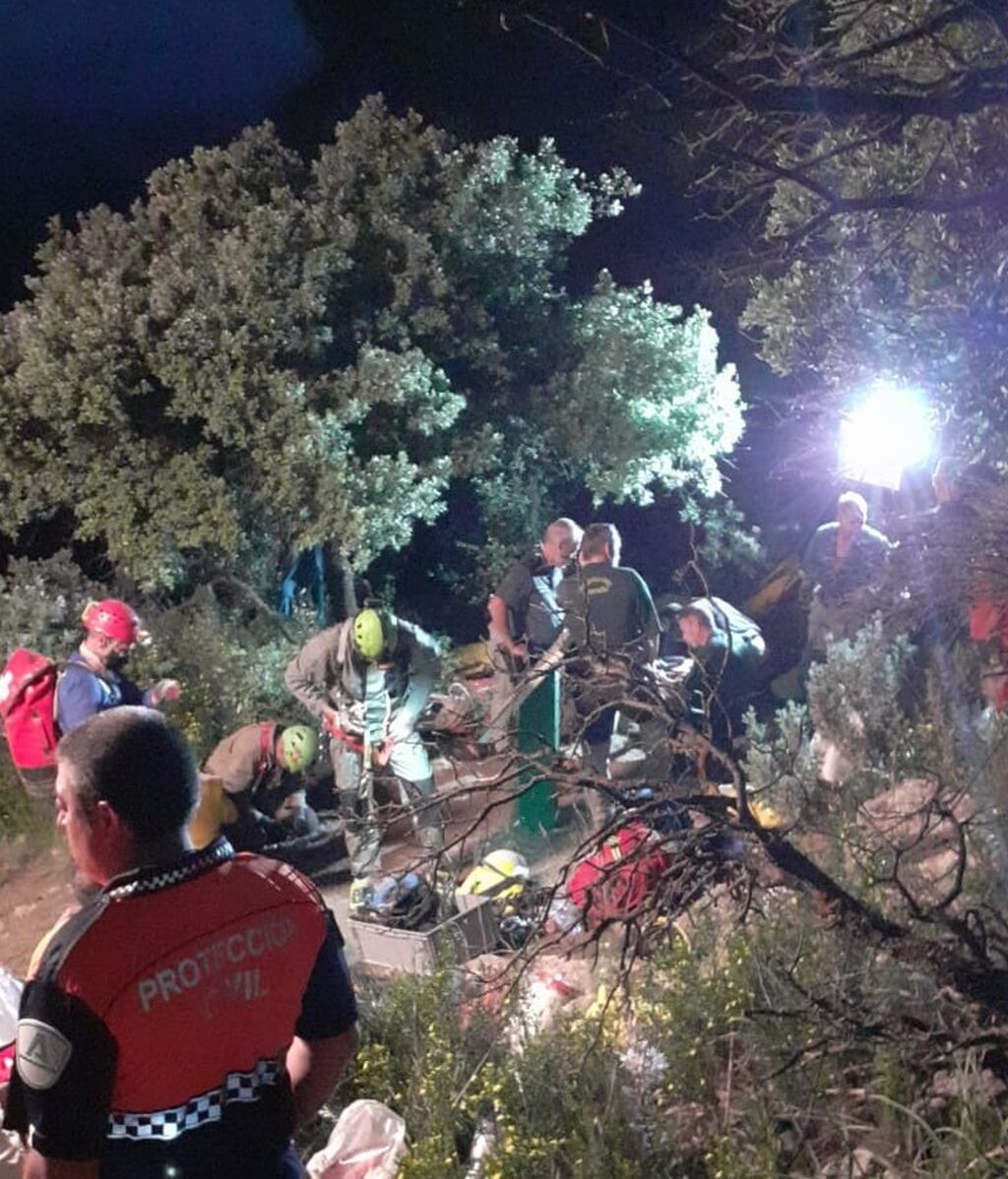 rescate espeleóloga 02