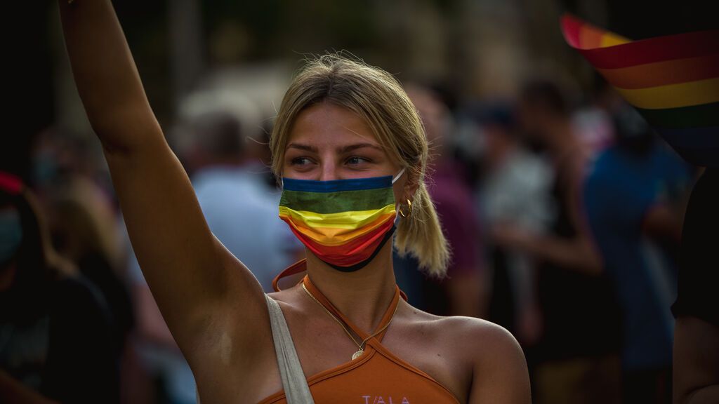 La bisexualidad se dispara entre las adolescentes de Barcelona- NIUS imagen Foto