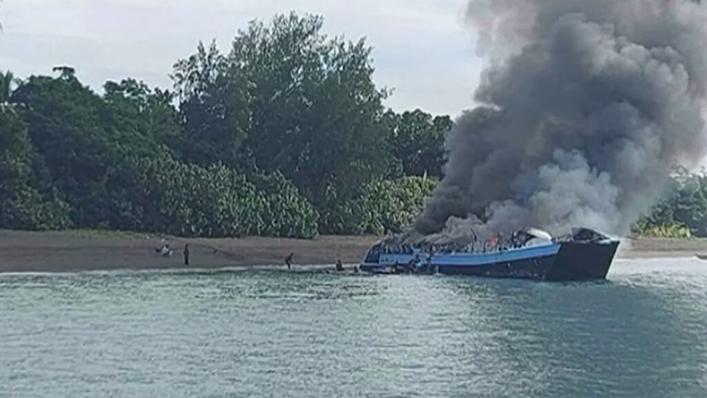 Tragedia en Filipinas: siete muertos y siete desaparecidos por un incendio en un ferry