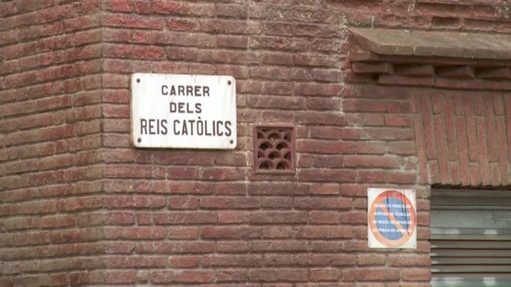 Barcelona retira la calle de los reyes católicos por una iniciativa vecinal