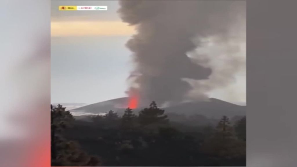 LLueve sobre el cono principal del volcán de La Palma