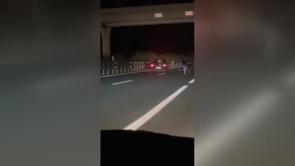 Detenido un hombre por torear a los coches en una autovía de La Rioja