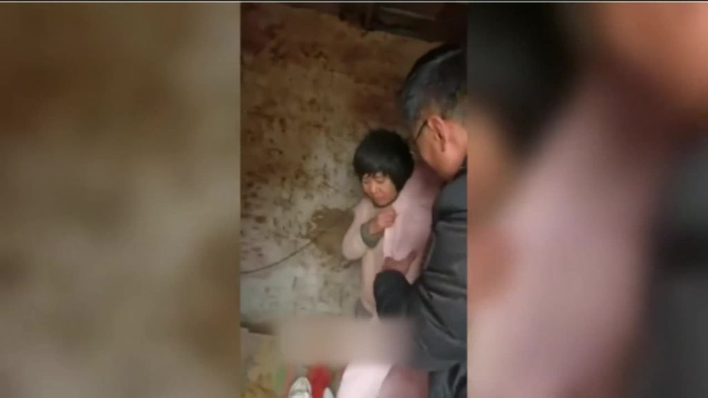 Encadenada y encerrada por su marido durante 20 años en China