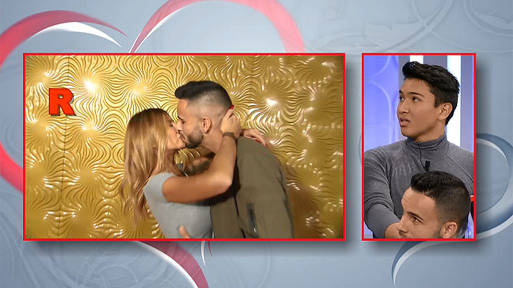 Baile, acercamiento y beso incluído