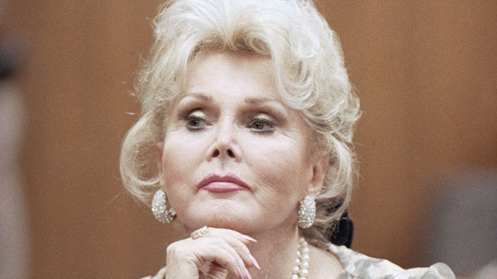 "Nunca he odiado lo suficiente a un hombre como para devolverle sus diamantes"