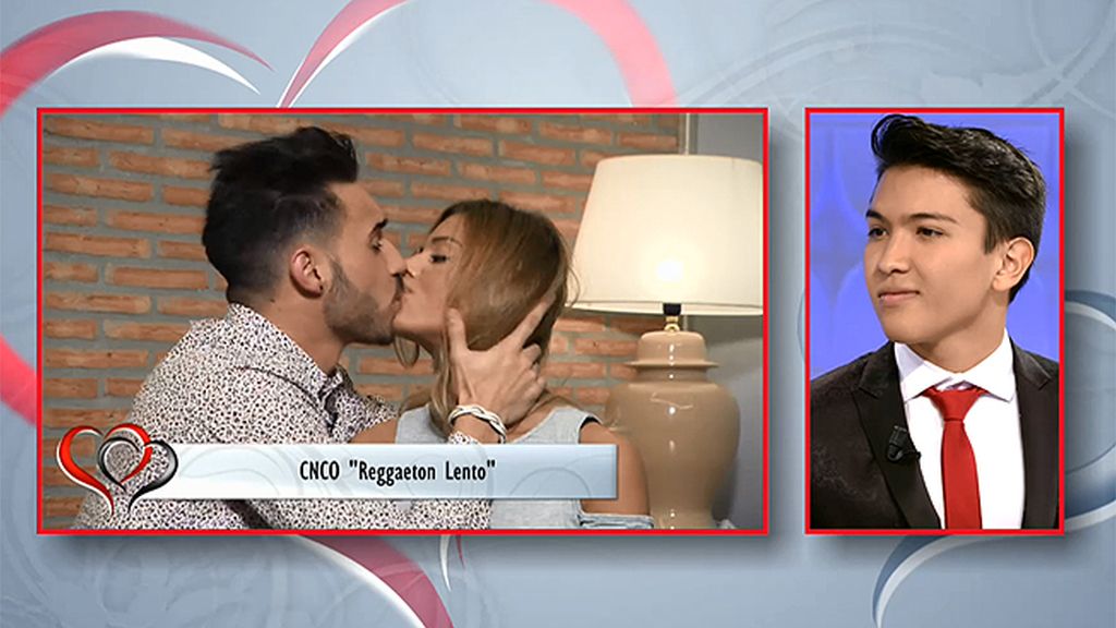 El amor se apodera de Claire e Ivi