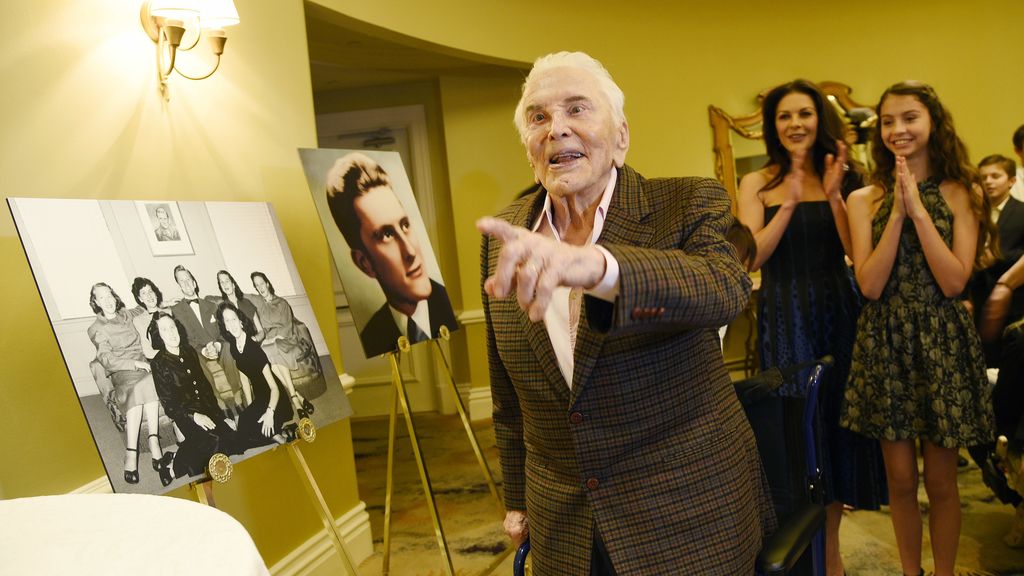 Homenaje a su trayectoria como actor