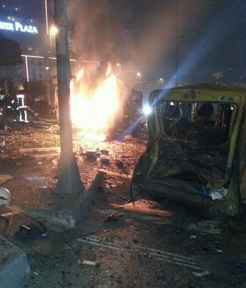 Atentado con coche bomba en Estambul