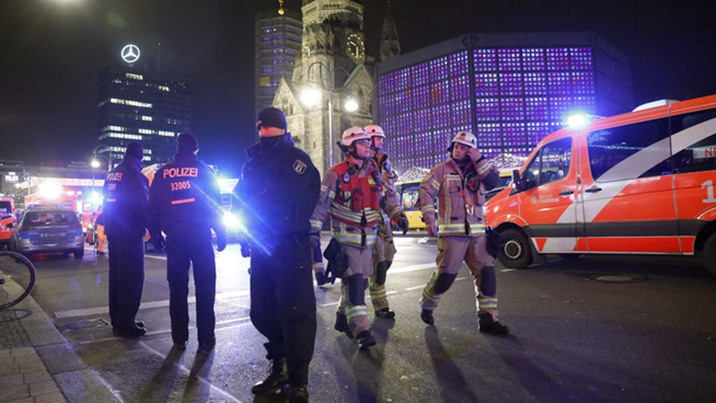 Un camión arrolla a varias personas en un mercado navideño de Berlín