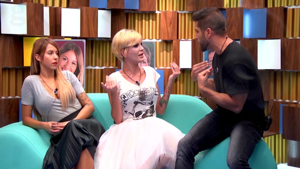 Bárbara discute con Alain