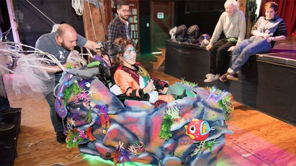 Danielle prueba su arrecife de coral