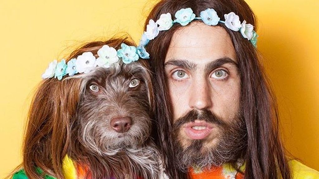 Topher y Rosenberg son tan parecidos...¡que hasta se visten igual!