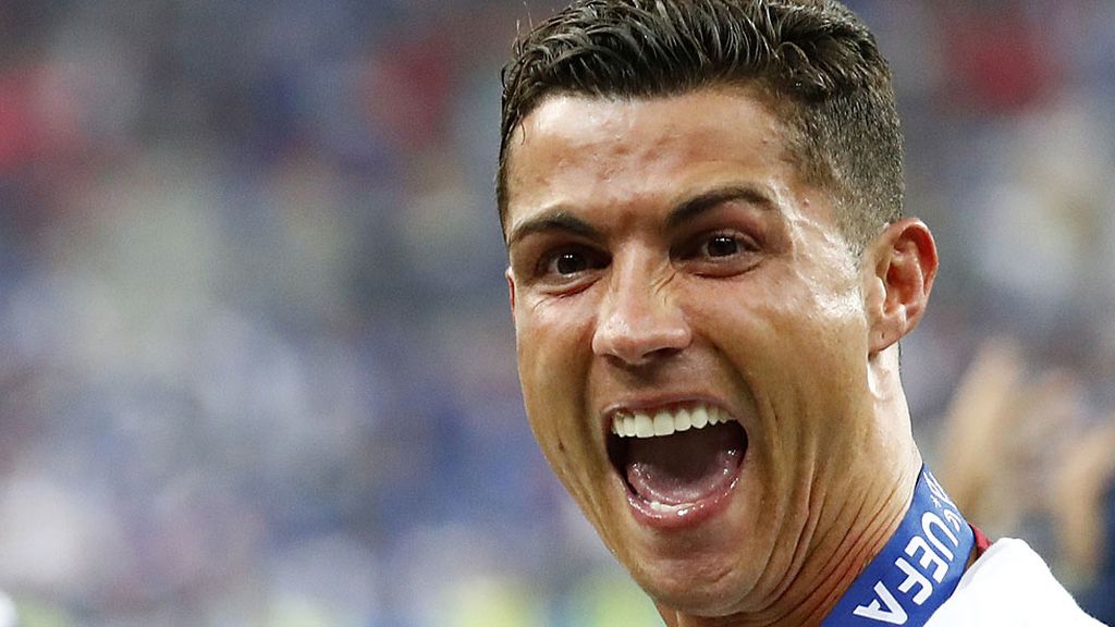 De las lágrimas, a la felicidad plena: las caras de Cristiano Ronaldo tras ganar la Eurocopa