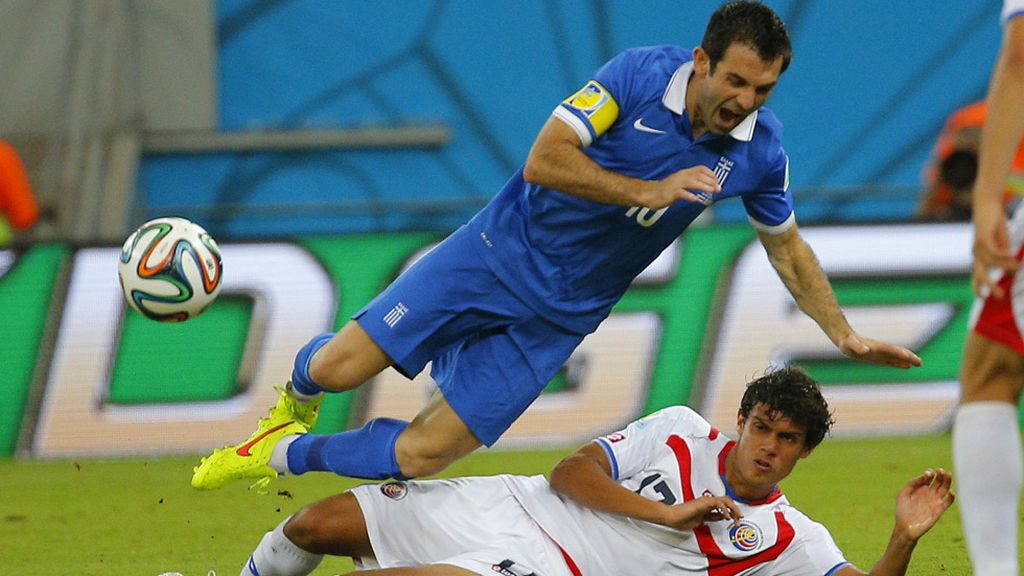 Costa Rica vence en los penaltis y se mete en cuartos