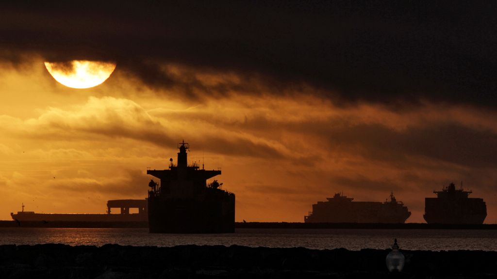 El atardecer de la armada