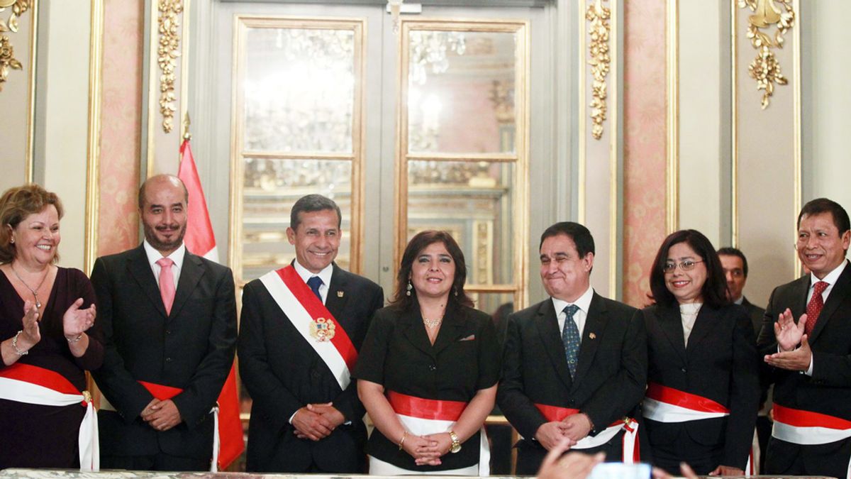 La primera ministra de Perú, Ana Jara, y le presidente Humala