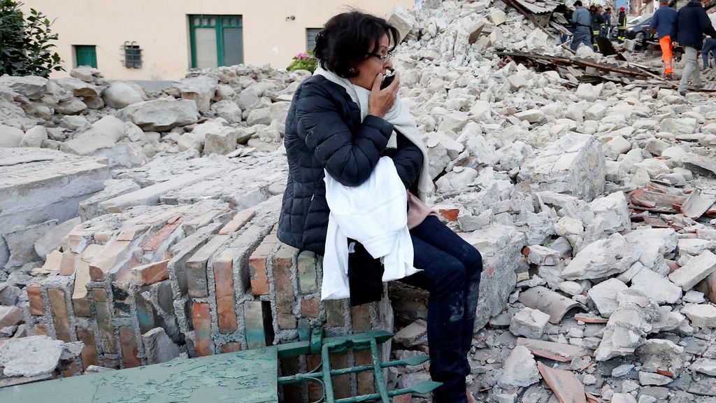 El terremoto de 6 grados sorprende a las personas durmiendo