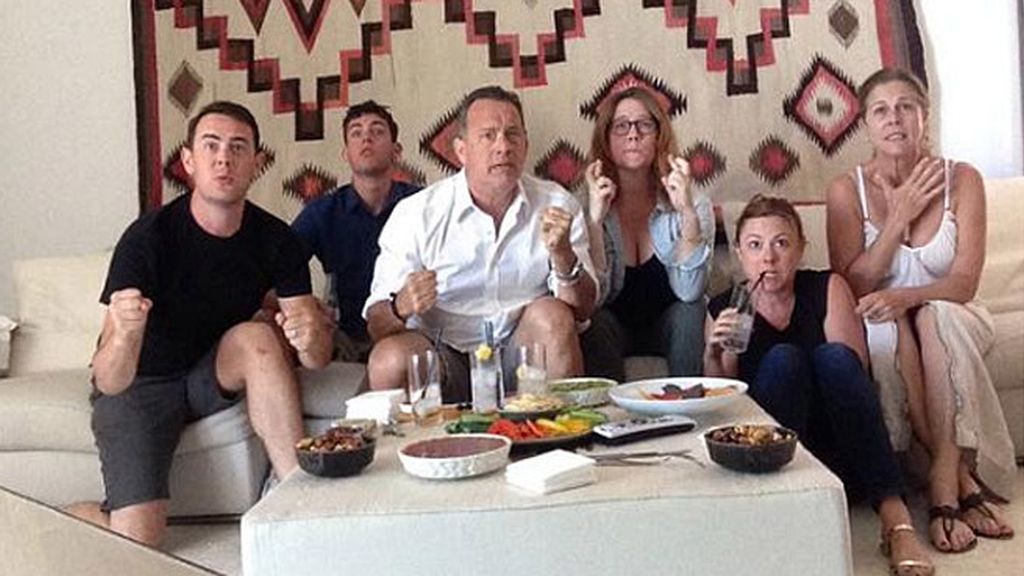Tom Hanks y su esposa Rita Wilson lo veían en familia y con mucha pasión