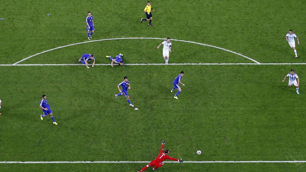 Messi logró el segundo con un disparo marca de la casa