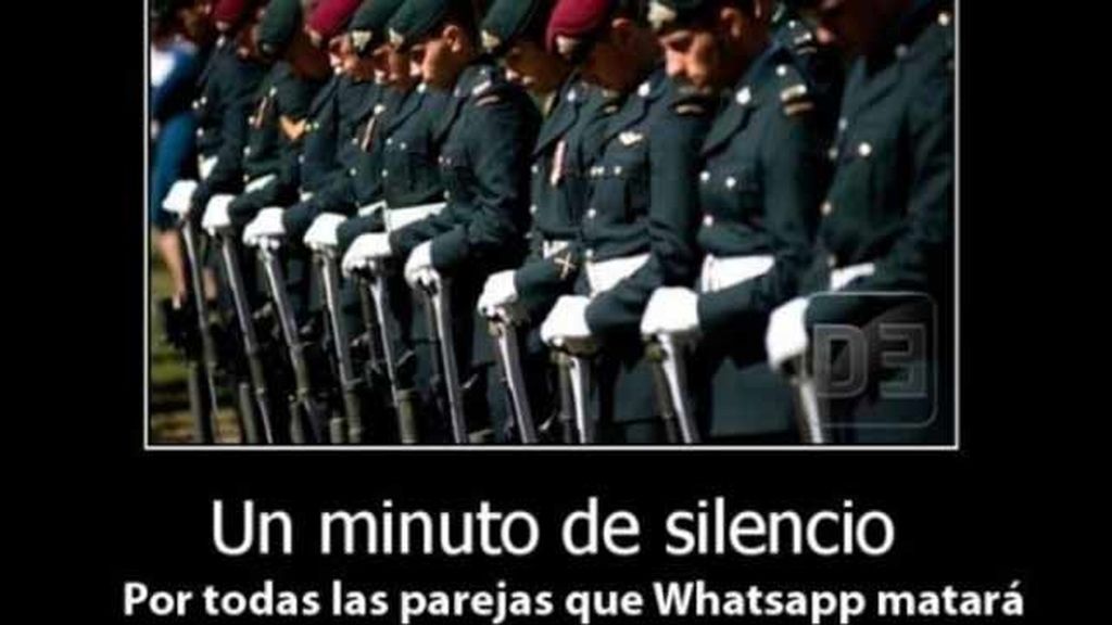Memes de indignación por el doble check azul de Whatsapp