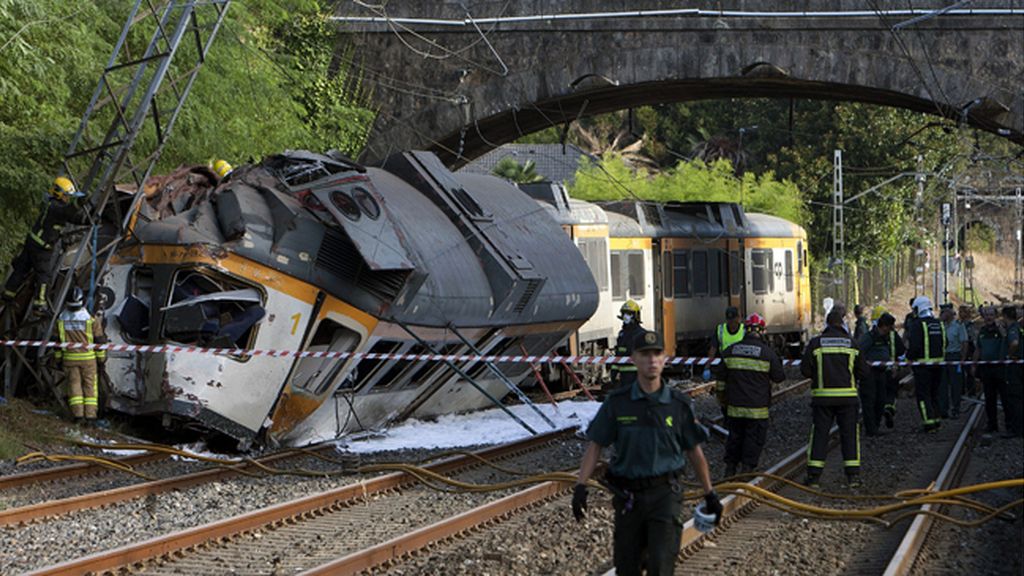 Las imágenes del descarrilamiento del tren en O Porriño