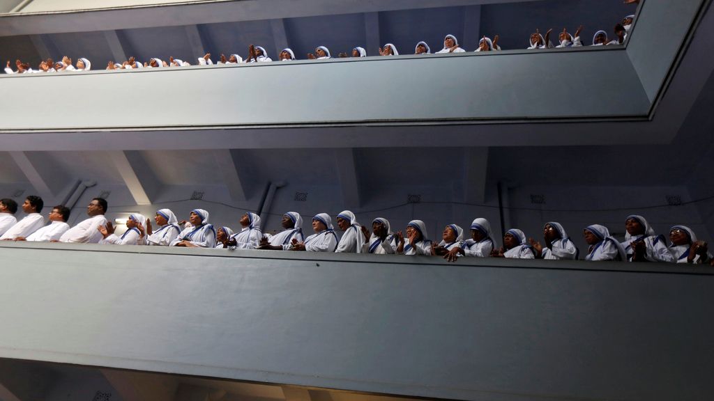 Las monjas aplaudieron la canonización de la Madre Teresa