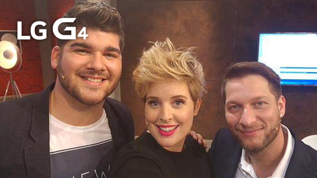 Los Selfies de Tania Llasera