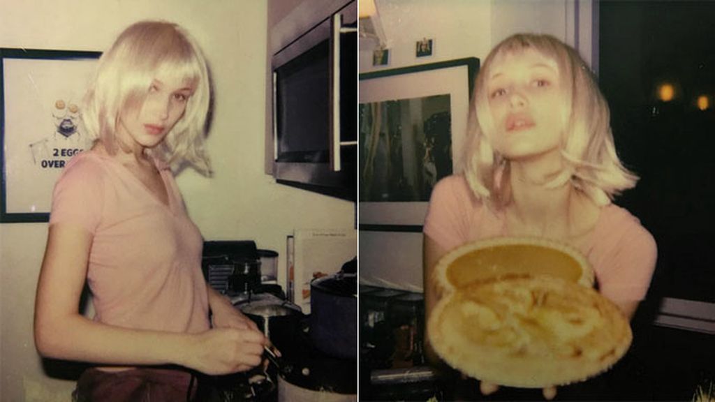 Bella Hadid ha compartido sus polaroids cocinando 'mac n cheese' y tarta