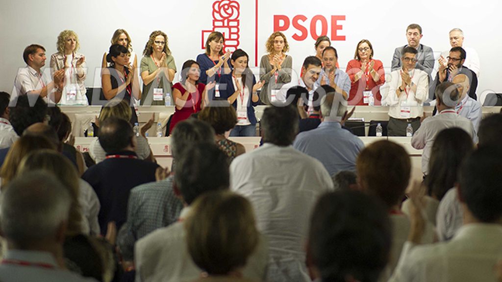 Lo que no vimos del convulso Comité Federal del PSOE