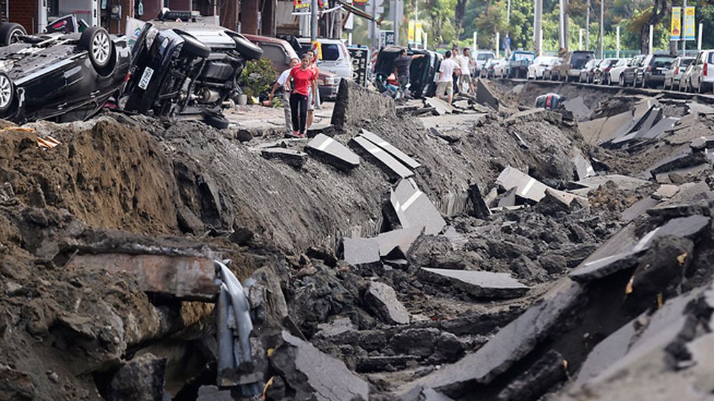 La ciudad de Kaohsiung ha quedado devastada