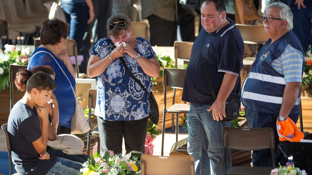 El presidente de Italia acude al funeral de las víctimas del terremoto