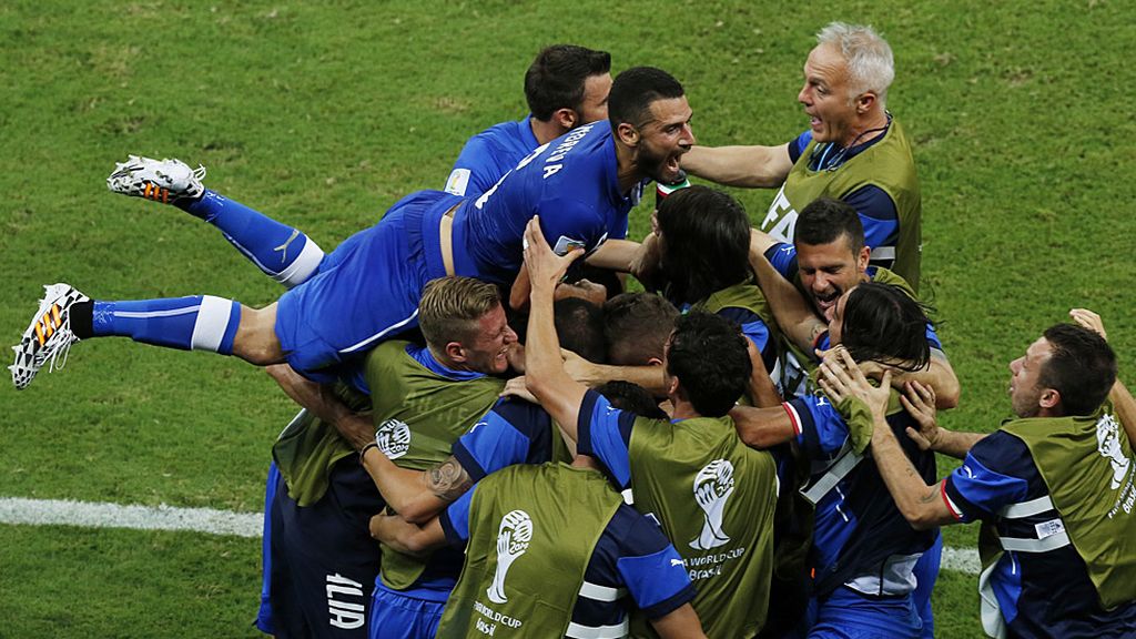 Italia celebró por todo lo alto su primer gol en el Mundial