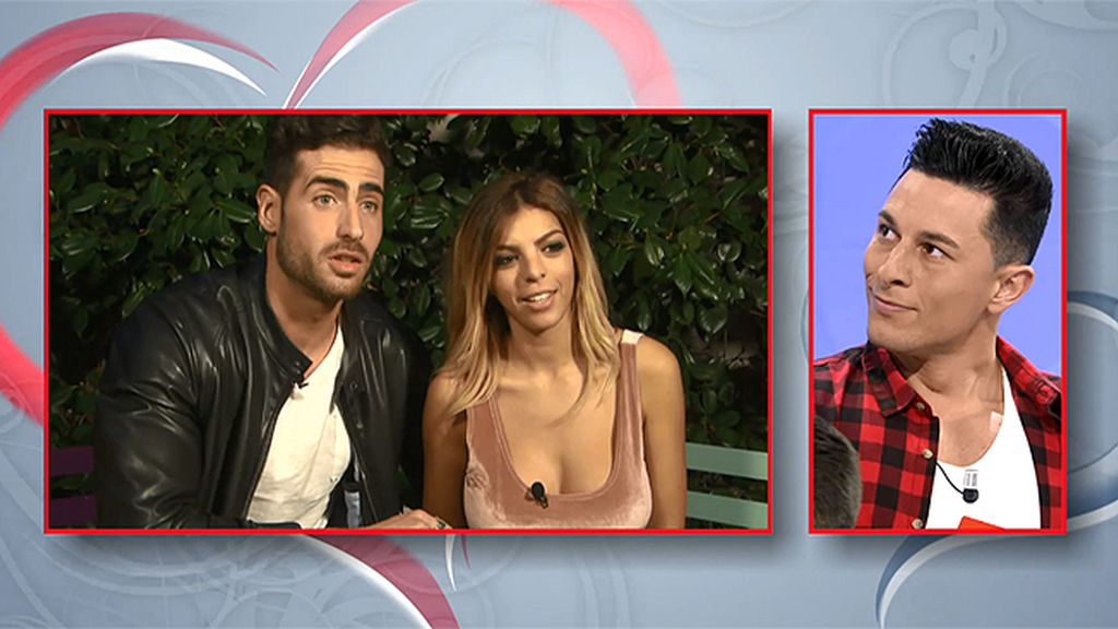 Ana tiene la mejor cita de su trono con Carlos