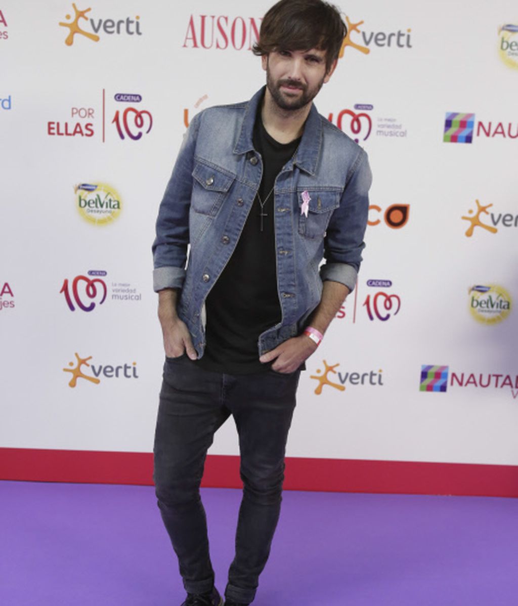 La alfombra rosa del concierto de Cadena 100 'Por ellas': Los looks de los famosos