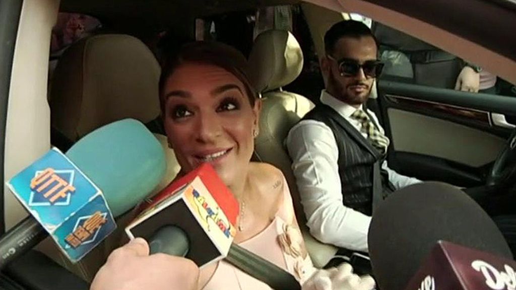 La llegada de los familiares y amigos de la pareja