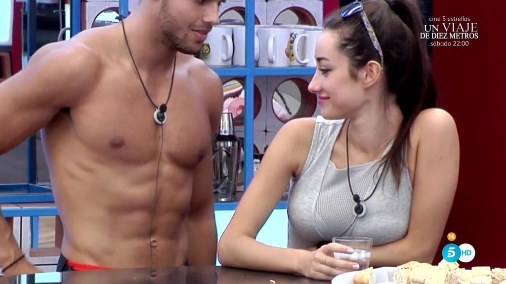 Apasionados primeros días de Pol y Adara juntos