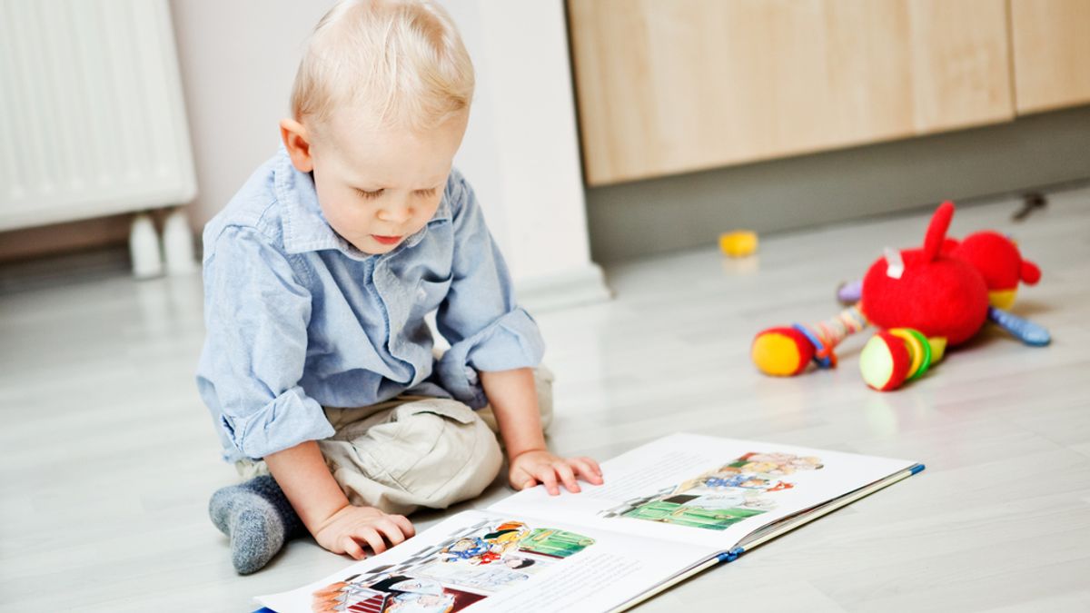 Niño leyendo