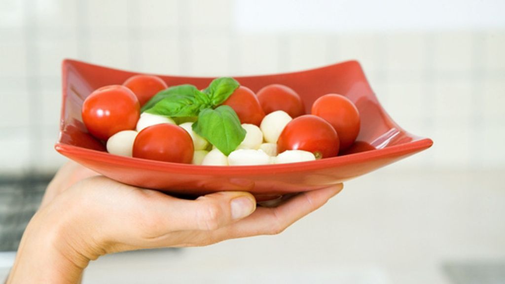 La dieta mediterránea puede proteger a pacientes con antecedentes cardiovasculares
