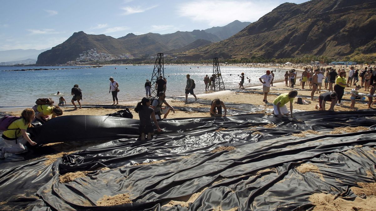 Fuerteventura se convierte en una 'mano negra' contra las prospecciones petrolíferas